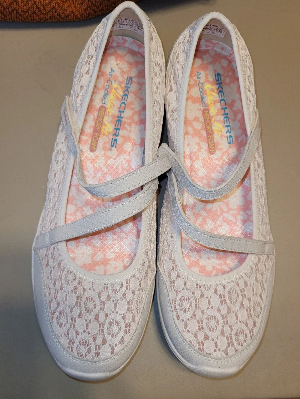 Skechers Women's Beide & Pink Lace Mary Jane Flats with Cushioned Insoles.